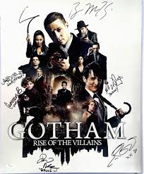 Gotham Signed Autograph 16x20 7 Signatures Ben Mckenzie Jsa Y74993 Gotham Tv Series Gotham Season 2 Gotham Tv