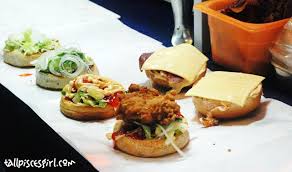 Jalan 4a/27a, seksyen 2 53300 wangsa maju, kuala lumpur малайзия. Kaw Kaw Burger Bakar Wangsa Maju
