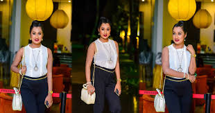 Rashmi paboda sandeepani, (born 16 january 1982) is a sri lankan cinema, theatre and television actress. Imaya Liyanage Lk Model Zone Sri Lankan No 01 Model Database