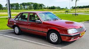 Opel had a long history of making executive cars for the european market. Opel Senator 2 5 E Automatic A Storage Model Vintage Cars In Auto Motor Klassiek