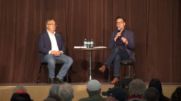 Alberta minister faces more fury at second town hall on AI data centres; resident says 'you are the people we elected' as Meta's $13B project draws ire