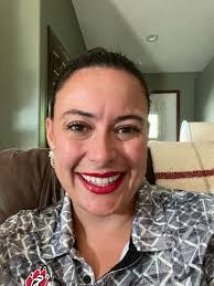 Mandy Hanson's Instagram, Twitter & Facebook