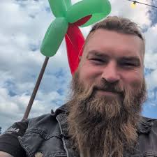 Peter Dillon, Vincent Skelton