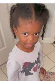 Danielle Hodge (@oh_itsdani)