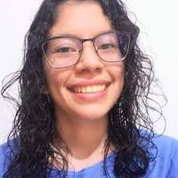 50+ perfiles de «Emily Castro»