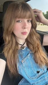 Ella Gifford's Instagram, Twitter & Facebook