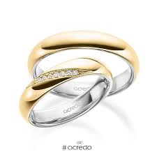 Ciertas parejas prefieren optar por una ceremonia moderna y eligen sus anillos teniendo esto en cuenta. Alianzas De Boda En Oro Blanco Y Oro Con Diamantes Gold Engagement Ring Designs Antique Wedding Rings Diamond Wedding Bands