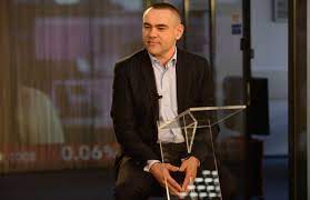 Opinie Dragoş Dragoteanu, Euroest: Nu vă atingeţi de BNR. E stat în stat