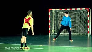 The description of bola baling app. Permainan Bola Baling Video Bola Baling