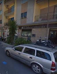 Informazioni sulle filiali ed agenzie della banca di credito popolare nel comune di marcianise con indirizzo e codici abi e cab delle filiali bancarie. Marano Raid Alla Banca Di Credito Popolare Roma