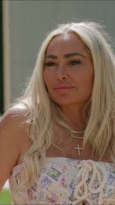 Darcey thinks Florian is better off single, but why? Find out