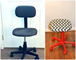 pin by daphnee dadye on old things new sewing computer chair chair fabric spray paint plastic