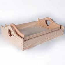 Use rectangle wood tray with handles set as the foundation for laying out lovely home accents. Holz Uni Serviertablett Mit Herz Geformt Griffe Serving Tee Fruhstuck Ebay