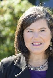 Christine Letts's Instagram, Twitter & Facebook