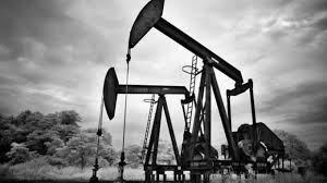 Kebakaran kilang minyak pertamina di balongan, indramayu. Kilang Minyak Pertama Di Indonesia Ternyata Ada Di Wonokromo Surabaya