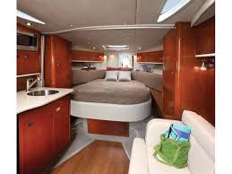 Inside The Sea Ray Boat Interior Cabin Cruiser Sea Ray Boat
