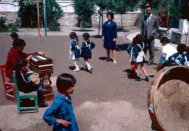 Afganistan'ın nasıl olduğuna ve bir kez daha nasıl olabileceğine bir göz atın. Taliban Dan Once Afganistan Daki Gunluk Yasami Gosteren 23 Sasirtici Fotograf Biacaip