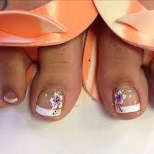 Uñas decoradas con girasoles una de las flores más importantes que tendrás en cuenta y luego de esto, es como encontrarás una perspectiva adecuada para que veas, como hay varias formas, desde la uña completa hasta la mitad de la uña. Resultado De Imagen Para Unas Decoradas De Los Pies Con Flores Toe Nail Designs Toe Nails Nail Designs