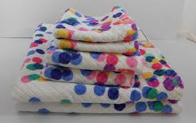Available in eight beautiful colors, you can choose the perfect one to match your style and decor, whether it's deep jade green or a bright shade of sea blue. Bright Bath Towels Off 66 Online Shopping Site For Fashion Lifestyle