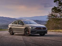 .corolla gli automatic 1.3 vvti 2019 has engine power of 84 hp @ 6000 rpm with 4 cylinders and top speed is 240 km/h, each cylinders of this model has 4 speed this vehicle has petrol suspension and has rack & pinion with electronic motor steering type. 2019 Volkswagen Jetta Gli First Drive Review