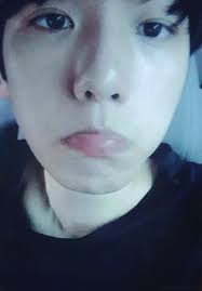 Taehyung has uploaded a selca with baekhyun on bts's official twitter account. Dailyexo Baekhyun Selca Baekhyun Exo Baekhyun