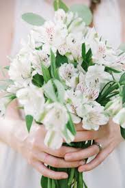 Natural Gold Wedding Ideas Alstroemeria Bouquet Wedding White Wedding Bouquets Winter Wedding Flowers