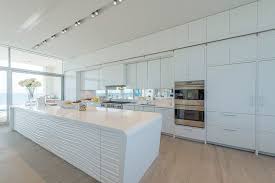 kitchen design idea white, modern and