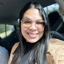 Adriana Abraham (@laadri505)