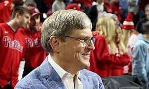 Will the Phillies be aggressive or take the internal route at the trade  deadline?