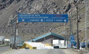 Il confine tra l'argentina e il cile descrive la linea di demarcazione tra questi due stati. Argentina Allerta Sul Camino De Cordillera Per La Visita Del Papa Romasette