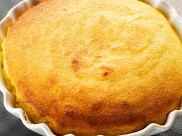 Decouvrez La Recette Gateau De Semoule Au Four Sur Cuisineactuelle Fr Recette Gateau Semoule Gateau De Semoule Recette