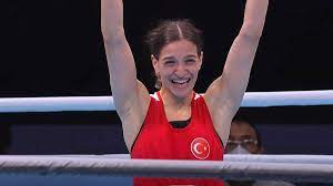 Fenerbahçe boks şubesi olimpik sporcusu buse naz çakıroğlu'ndan fenerbahçe koleji öğrencilerine mesaj var! 3bqqcprak4ml6m