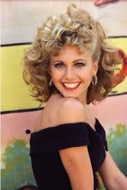 Need a quick fix for hiding greasy hair? Hair Sandy From Grease Sandy Hair Grease Movie Grease Hairstyles