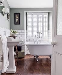 Bathrooms / photo galleries, traditional welcome to our traditional primary bathrooms photo gallery showcasing multiple traditional style. How To Make A Small Bathroom Look Bigger Small Bathroom Ideas Bathroom Interior Design Traditional Bathroom Designs Traditional Bathroom