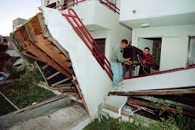 On Shaky Ground Living Through The 1994 Northridge Earthquake Northridge Earthquake Earthquake Northridge