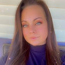 Sharon Riddell (@RiddellSharon)