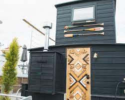They appear at the top of the rentals page and you can see photos and more information about each houseboat on that page. Seattle Lakeside Lovenest A Romantic Pnw Houseboat Airbnb Getaway Katherine Mendieta Photography Films