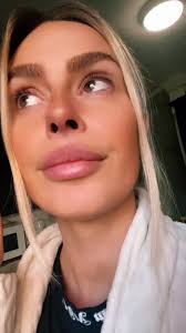 Vicky Bennett (@vickybennett5)