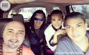 Throwback to a year ago. Car chase with Alyas Robinhood Dingdong Dantes,  Llama Michael Flores, Chino Anthony Falcon and Chef. Grabbed from Michael's  fb. Grabe isang taon ko na kayong kaibigan. Isang