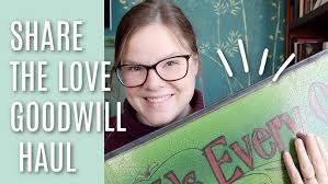 Simple Fall Decor DIY: Pumpkin Palooza