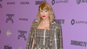 On thursday, taylor swift unveiled the bonus tracks off her latest album evermore, along with lyric videos. Taylor Swift Announces New Album Folklore Grammy Com
