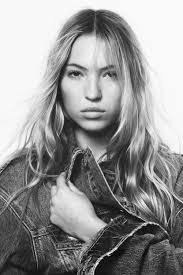 Lilly Moss's Instagram, Twitter & Facebook