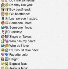 34 Ideas For Dm Me An Emoji Instagram Games Snapchat Questions Snapchat Question Game This Or That Questions