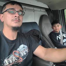 Junk cars buying service, cash paid