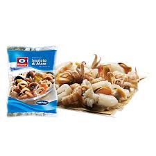 Per l'insalata di mare, ricetta che può variare anche in base ai gusti personali, è ovviamente meglio utilizzare del pesce fresco, affidandovi alla pescheria di vostra fiducia. Fantasia Frutti Di Mare Con Polpo