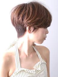 Japanese women have long been known to boast elaborate hairstyles to emphasize their social and economic status. 28 Japanese Style Short Haircuts To Get Inspiration For Your Next Hairstyle