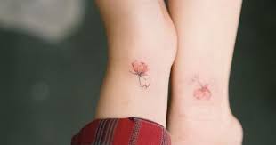 Sol Tattoo Seoul Korea Kakaotalk Ink Tattoo Inkspiration Pinterest Flower Best Frie Tattoos For Daughters Flower Wrist Tattoos Mother Nature Tattoos
