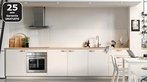 Cuisines Metod Finition Veddinge Blanc Ikea Cuisine Blanche Et Bois Remodelage Petite Cuisine Rangement Ouvert Cuisine