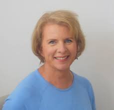 Janet Voss's Instagram, Twitter & Facebook