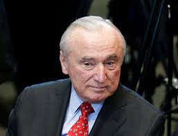 Former NYC police commissioner to review Nola security